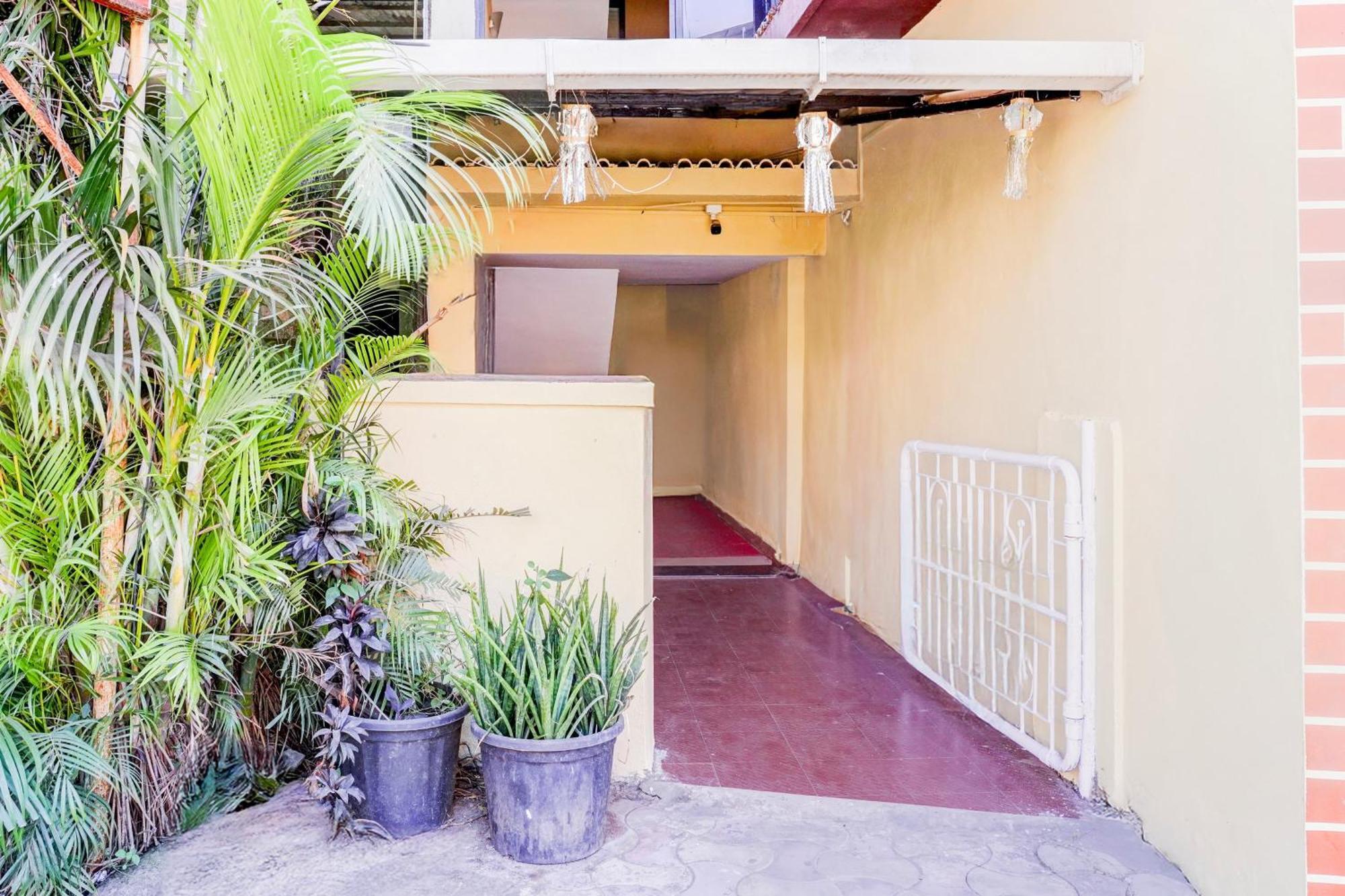 Super Collection O Panjim Near Miramar Beach Taleigao Ngoại thất bức ảnh