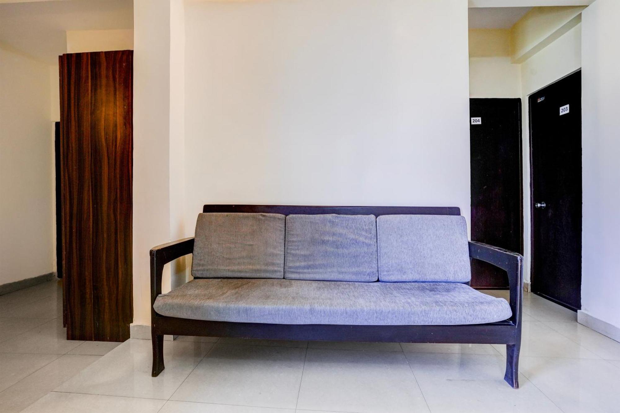 Super Collection O Panjim Near Miramar Beach Taleigao Ngoại thất bức ảnh
