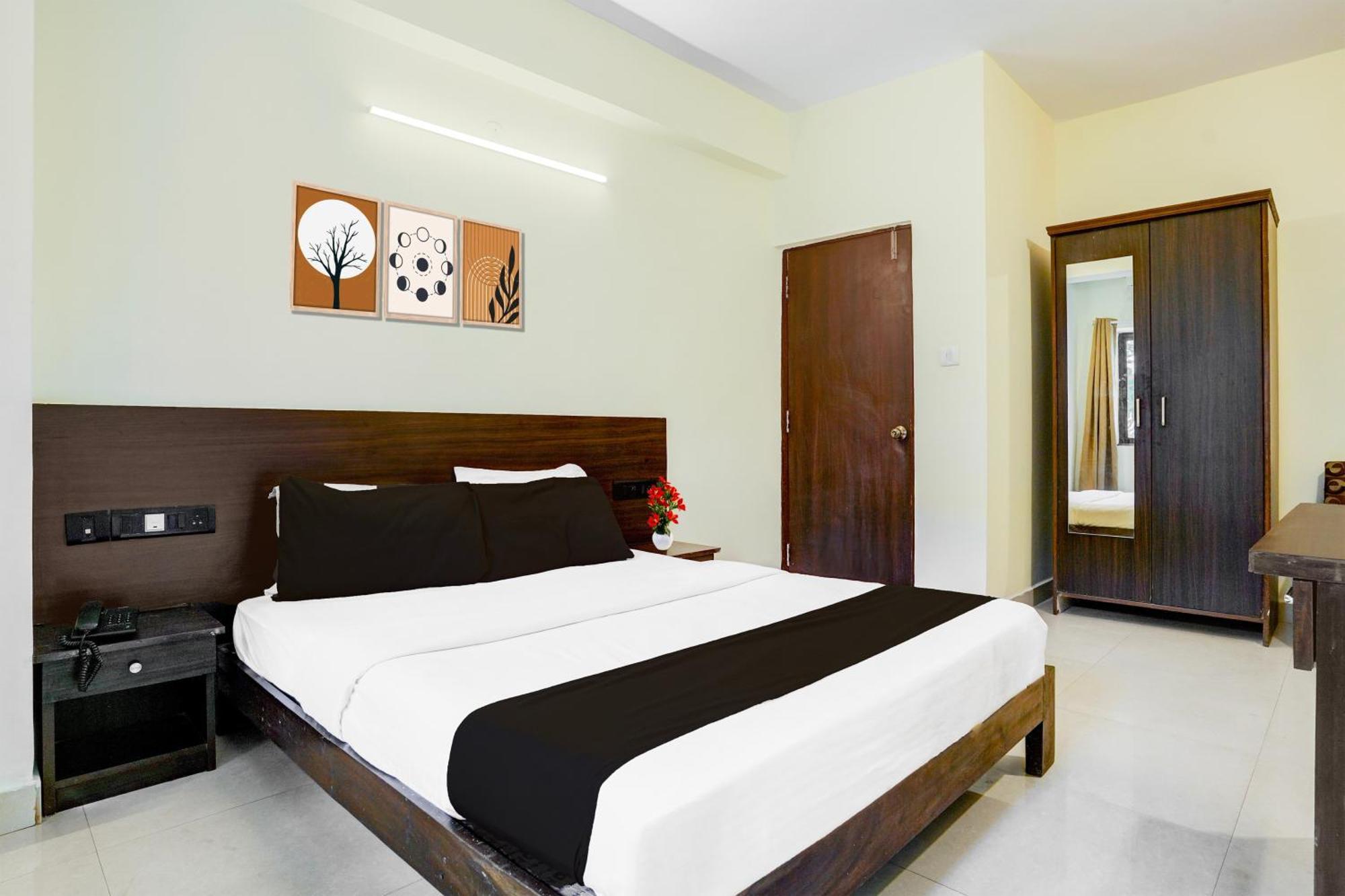 Super Collection O Panjim Near Miramar Beach Taleigao Ngoại thất bức ảnh