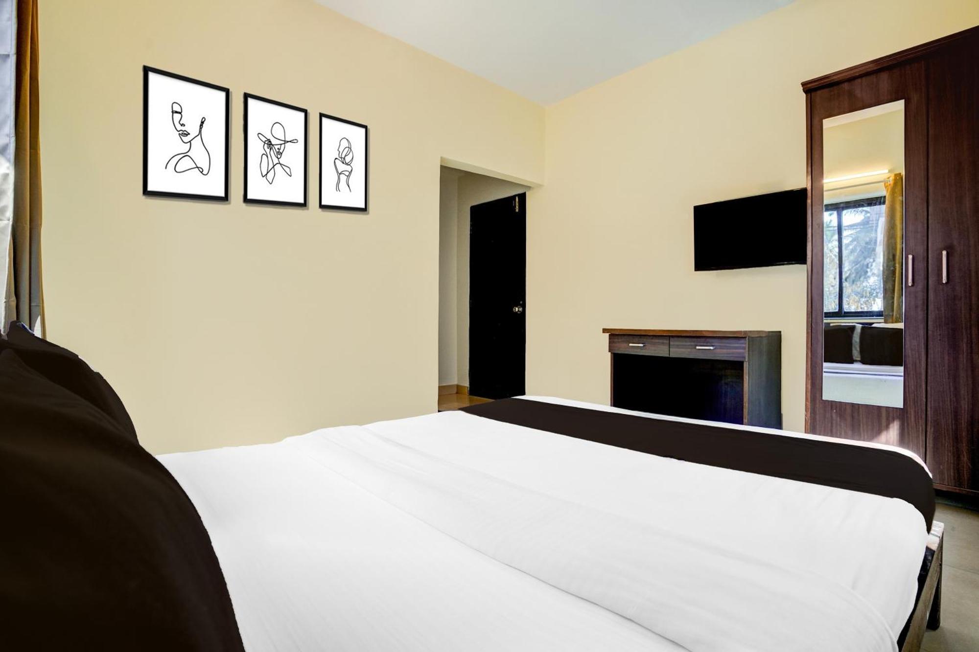 Super Collection O Panjim Near Miramar Beach Taleigao Ngoại thất bức ảnh