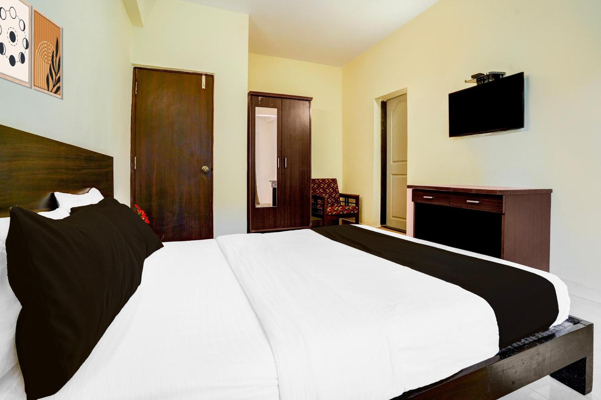 Super Collection O Panjim Near Miramar Beach Taleigao Ngoại thất bức ảnh