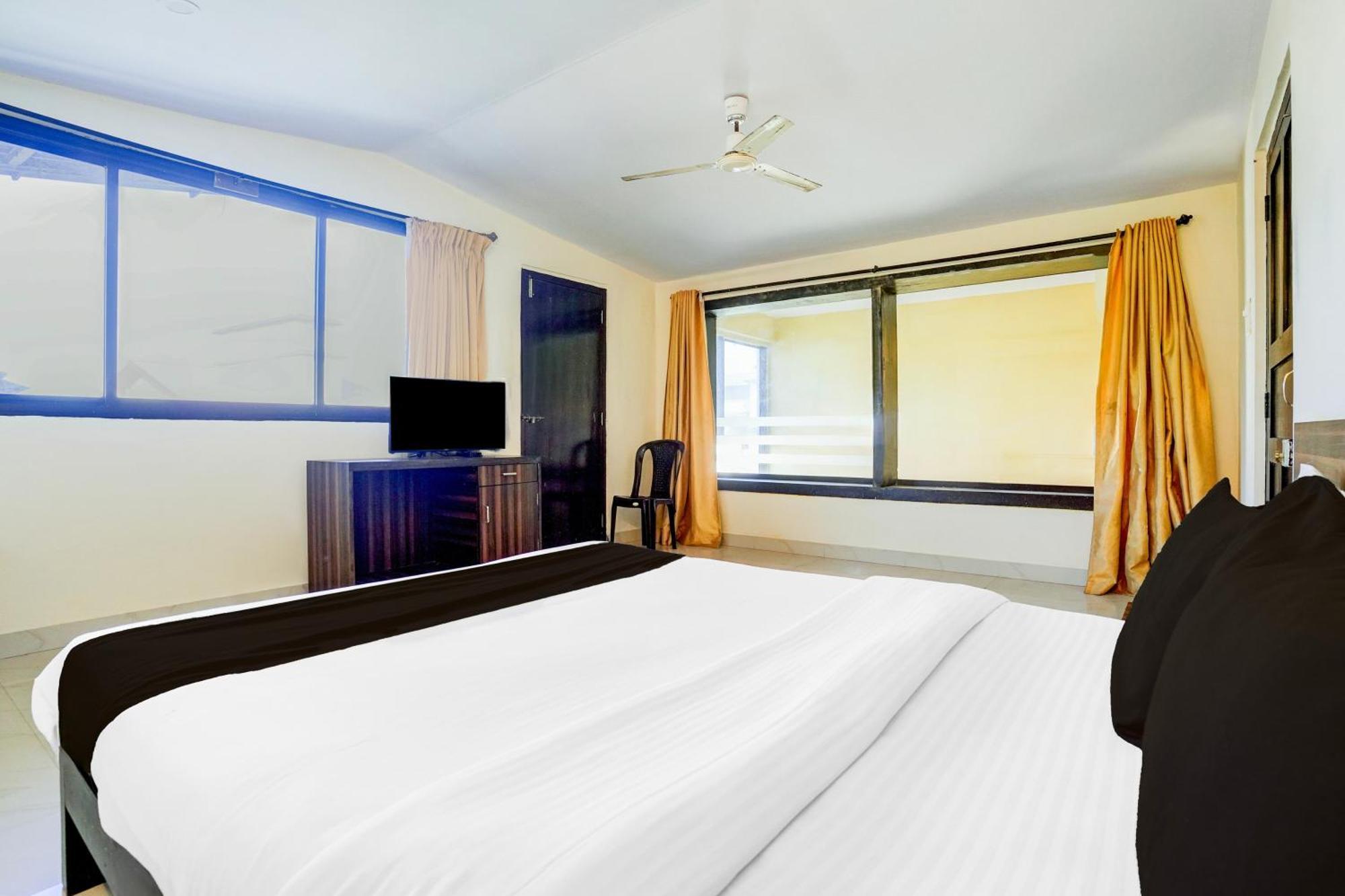 Super Collection O Panjim Near Miramar Beach Taleigao Ngoại thất bức ảnh